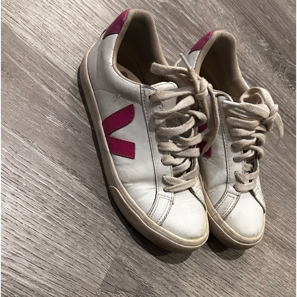 VEJAS, size 5